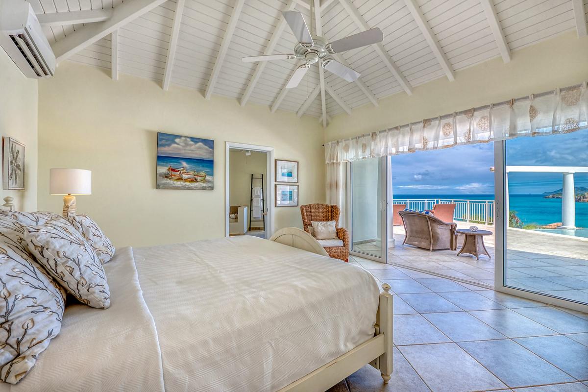 Luxury Pool Villa St Martin - Bedroom 1